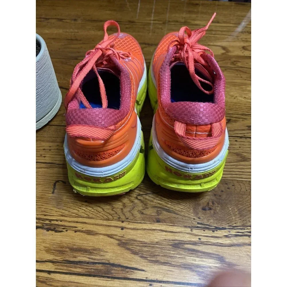 𝅺hoka One One Conquest 2 Women's Neon Coral Citrus Running Sneakers Shoes Sz 9.5